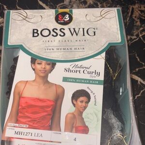 Boss Wig Natural Short Curly Style in Black